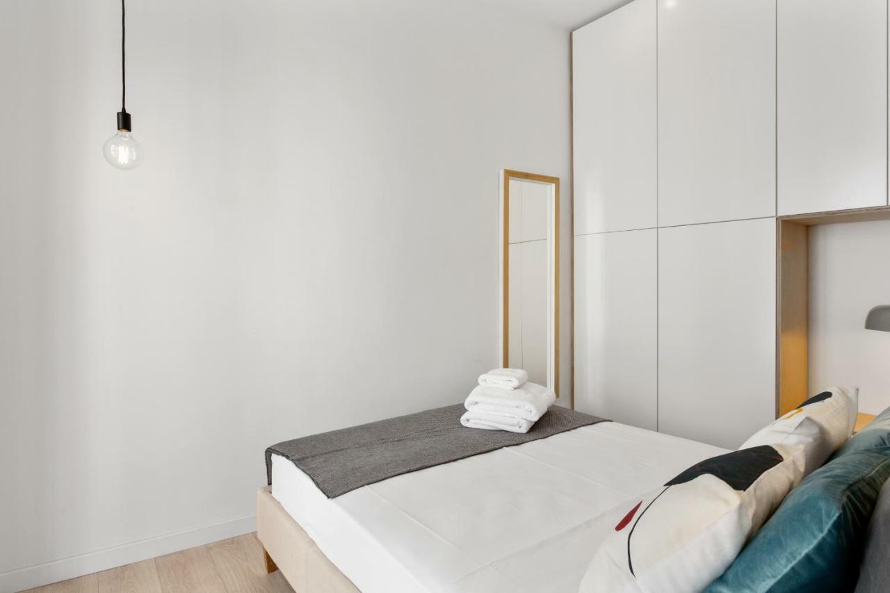 Modern 1 Bedroom Apartment Near Lavapies Madri Exterior foto